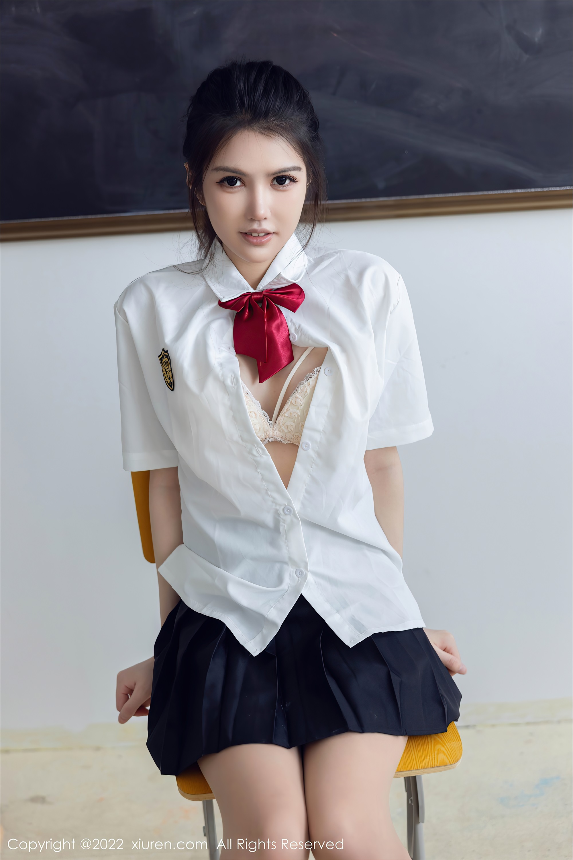 Xiuren秀人网 2022.10.26 NO.5762 媛媛酱belle